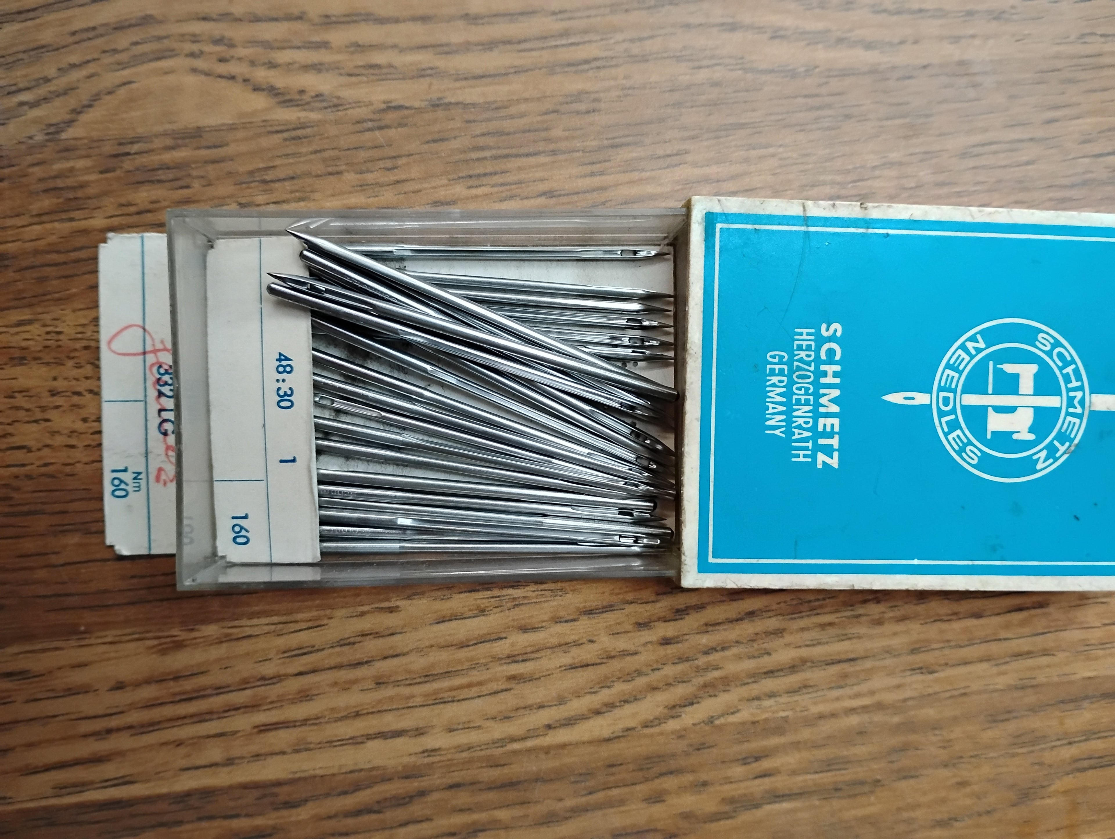 Canu 48:30 Schmetz needles size 160/23